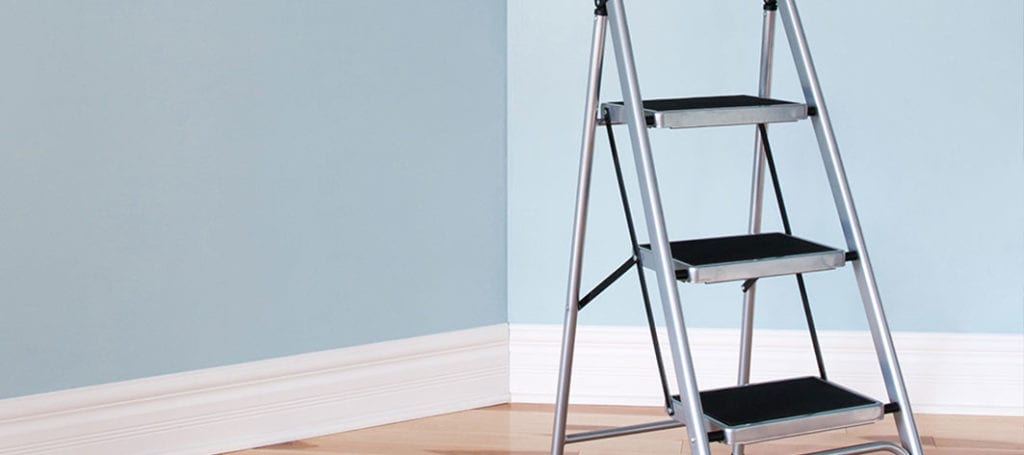 Prevent Falls with these 5 Ladder Safety Tips